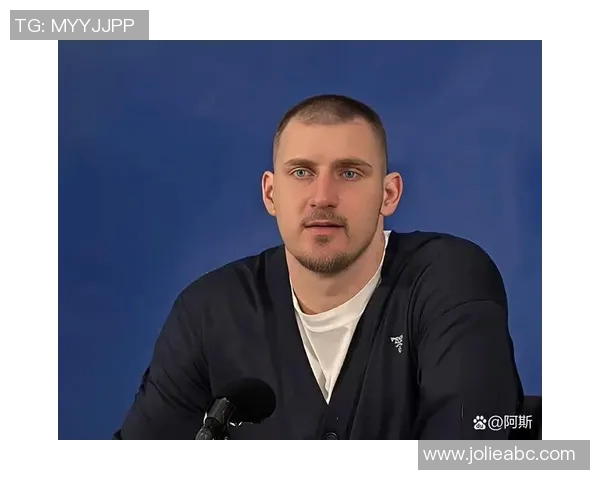 约基奇赛后采访爆金句，引全场大笑