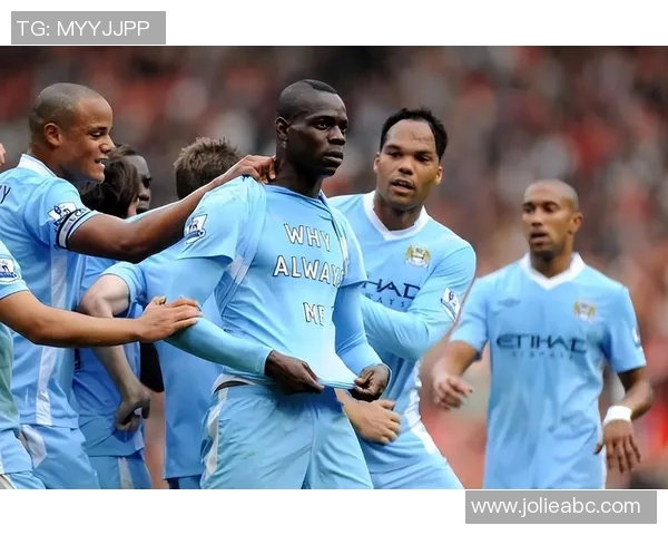 镜头回顾：英超这一幕令人泪目