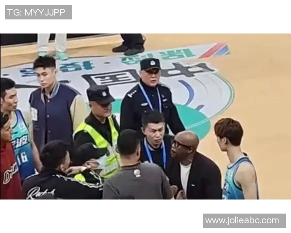 官方重磅通报某球员违规转会被罚款并追加停赛处罚